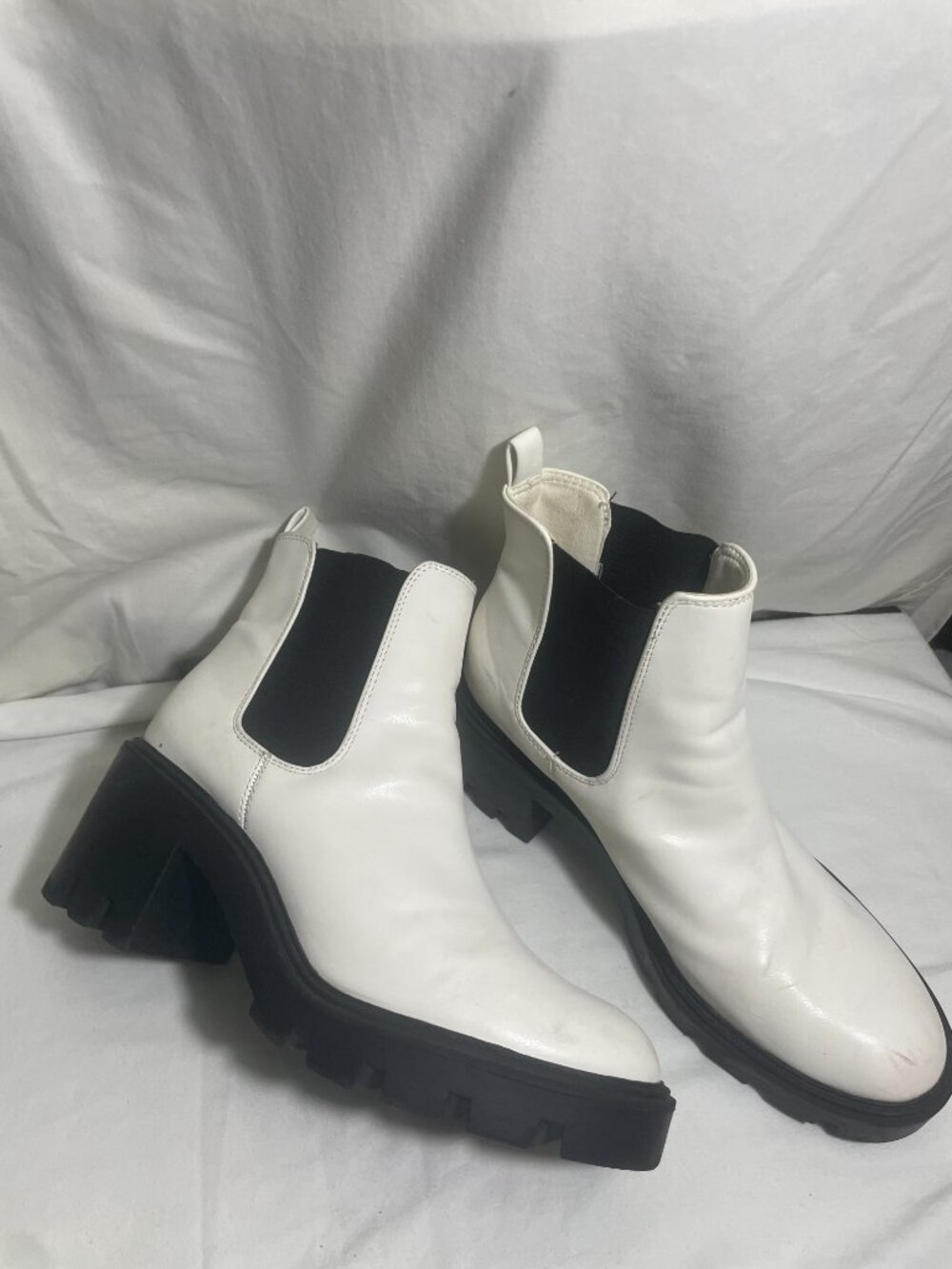 Womens White Chelsea Ankle Boots Chunky Block Heel Platform Lug Sole Pull On